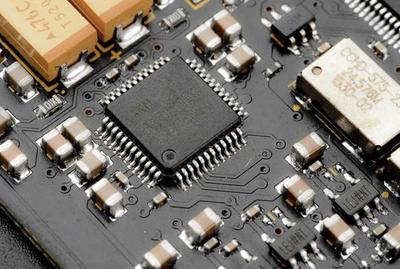 五年攻堅(jiān)，中國(guó)集成電路設(shè)計(jì)70%自給率的雄心與路徑